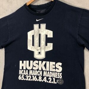 Nike UConn Huskies NCAA‎ March Madness T-Shirt Graphic Tee Mens Size L